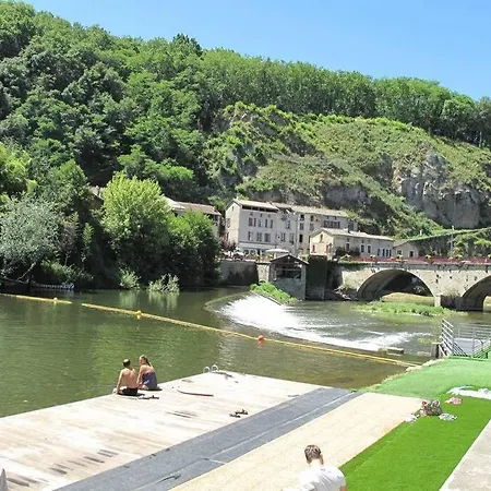 La Cazarié - Babyfoot, Table Pong Pong, ,séjour Patrimoine, Nature,sportif Saint-Martin-Laguépie